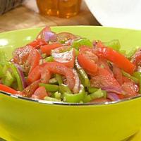 Tomato, Pepper and Onion Salad_image