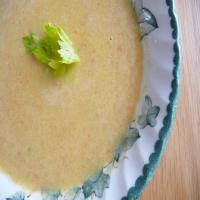 Warming Celery & Carrot Soup_image