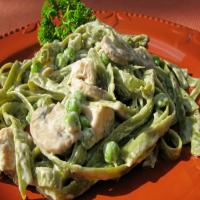 Peas and Mushroom Alfredo_image