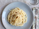 olive-garden-fettuccine-alfredo-recipe-foodcom image
