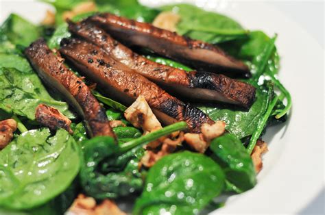 grilled-wilted-spinach-and-portobello-salad image
