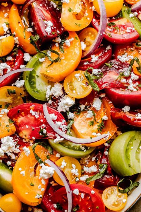 heirloom-tomato-salad-recipe-healthy-summer-salad-idea image