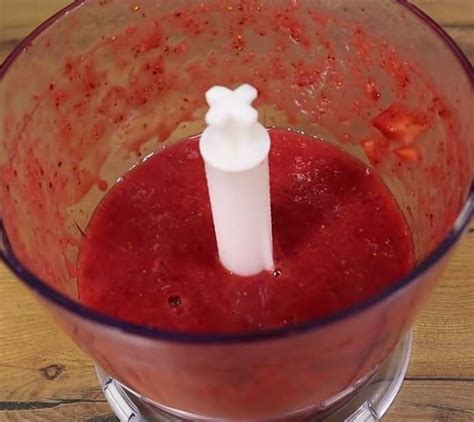 3-ingredient-strawberry-clouds-recipe-diy-joy image