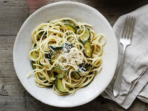 spaghetti-with-zucchini-recipe-katie-lee-biegel-food image