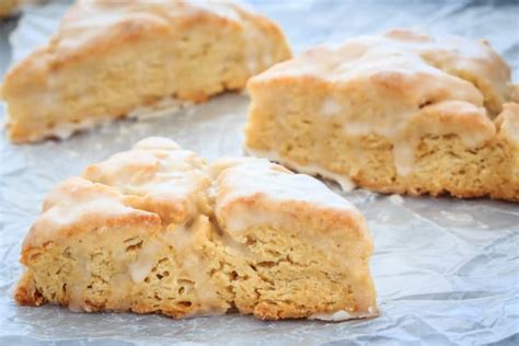 vanilla-scones-recipe-food-fanatic image