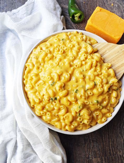 creamy-jalapeno-macaroni-and-cheese image