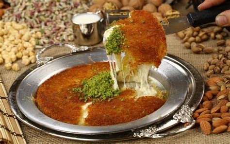 what-is-kanafeh-the-food-wonder image