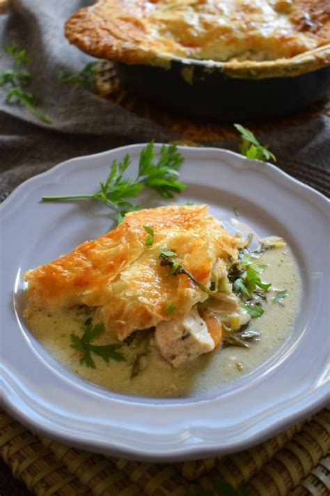 creamy-chicken-vegetable-pie-julias-cuisine image