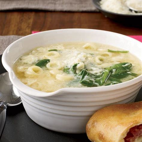 spinach-and-egg-drop-pasta-soup image