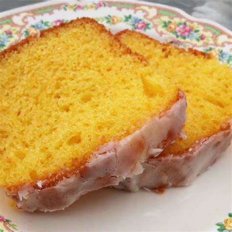 10-lemon-loaf-cake-recipes-for-bright-and-easy-bakes image