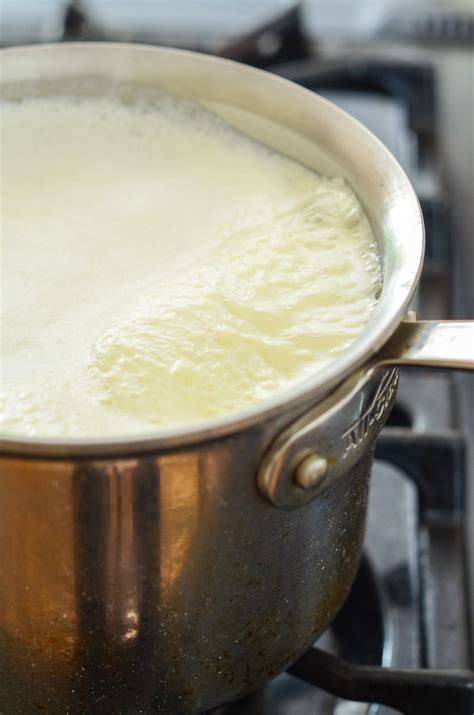 how-to-make-custard-ice-cream-best-vanilla-custard image