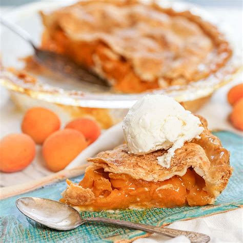 fresh-apricot-pie-recipe-bowl-me-over image