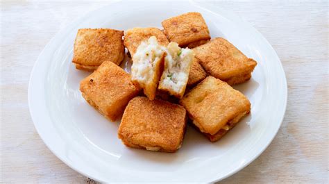 why-you-should-avoid-shrimp-toast-at-a image
