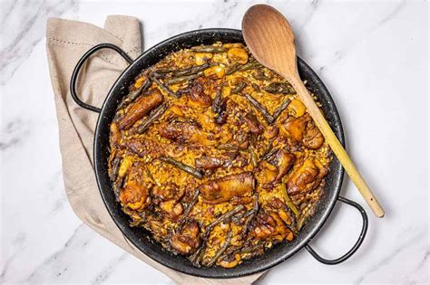 spanish-paella-recipe-paella-valenciana-spanish-sabores image