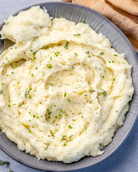creamy-and-healthy-mashed-potatoes image