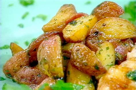crispy-potatoes-with-bacon-garlic-and image