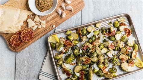 garlic-parmesan-brussels-sprouts-with-crispy-pancetta image