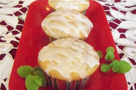 raspberry-cream-cheese-muffins-recipe-foodcom image