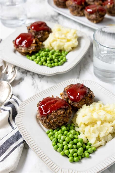 homestyle-muffin-pan-meatloaf-moms-dinner image