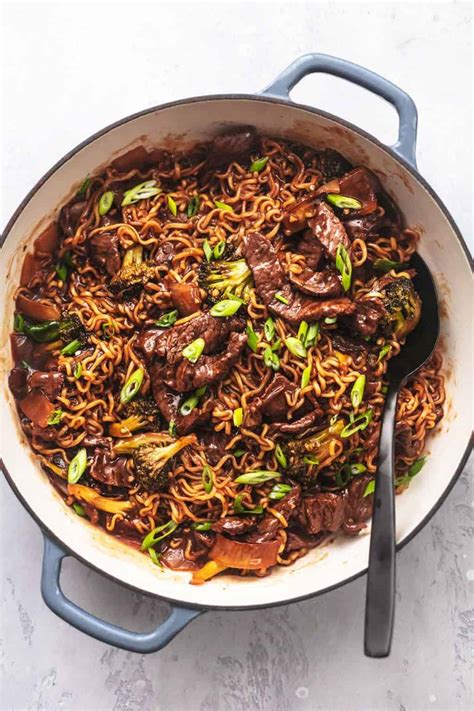 mongolian-beef-and-broccoli-with-noodles-creme-de-la image
