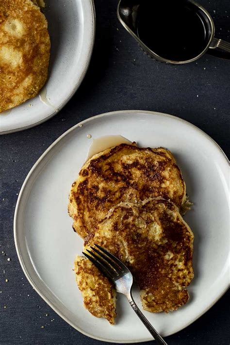 how-to-make-cornmeal-pancakes-johnny-cakes-went image
