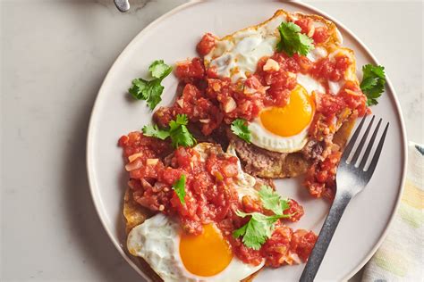huevos-rancheros-is-the-ultimate-weekend-breakfast image