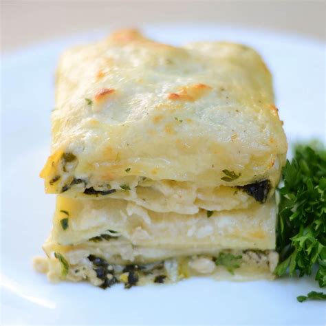 chicken-and-spinach-lasagna-good-in image