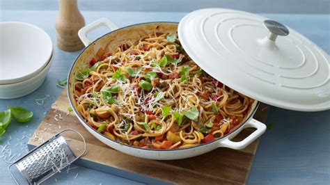 easy-chorizo-pasta-recipe-bbc-food image