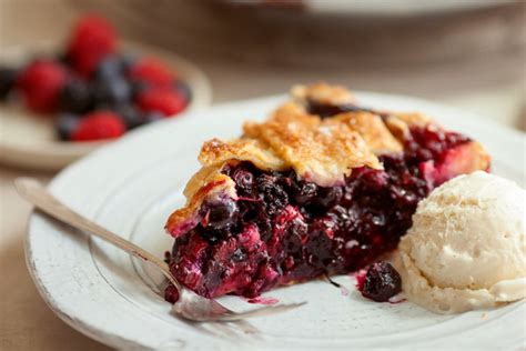 gingery-mixed-berry-pie-recipe-nyt-cooking image