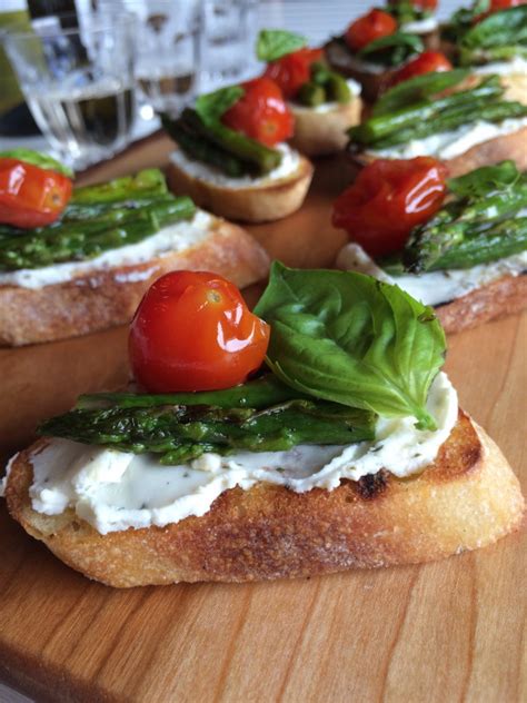 grilled-asparagus-and-tomato-crostini-half-your-plate image