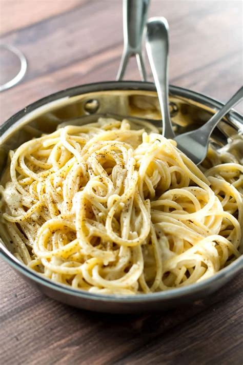 roasted-garlic-pasta-girl-gone-gourmet image