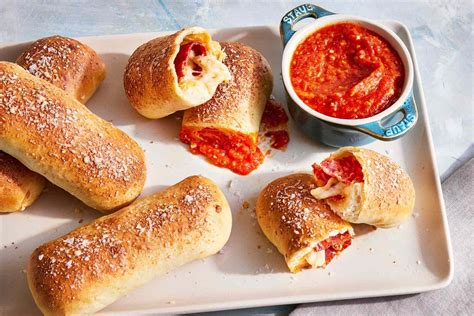 pepperoni-rolls-with-garlic-anchovy-marinara-food image