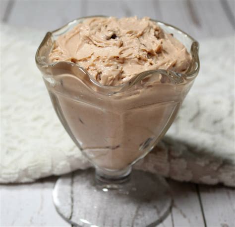 keto-chocolate-peanut-butter-coconut-mousse-splash image