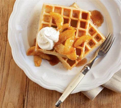 cinnamon-waffles-with-caramelized-apples image