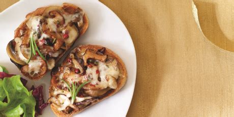 best-rosemary-mushroom-crostini-recipes-food image