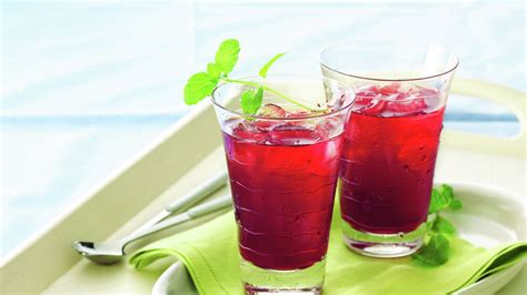 cranberry-mint-iced-tea image