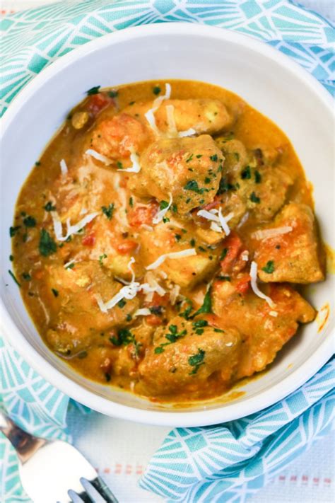 keto-coconut-curry-chicken-instant-pot-stylish-cravings image
