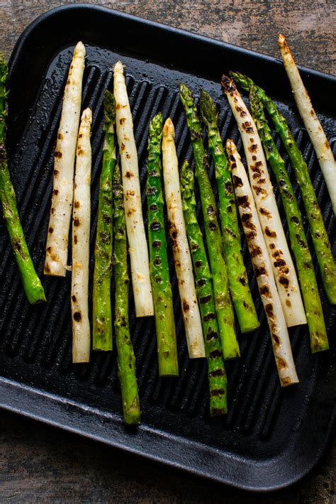 grilled-asparagus-with-lemon-dressing-recipe-nyt image