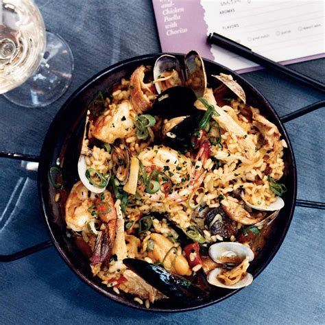 paella-recipe-seafood-and-chicken-with-chorizo-food image