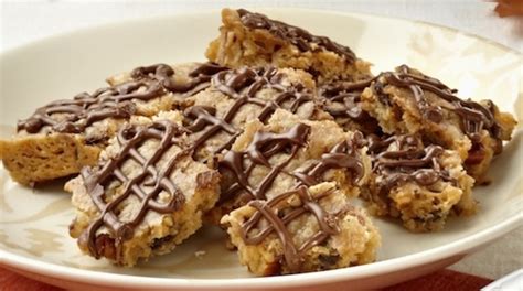 nestl-winter-cookie-recipe-chocolate-chip-cookie image