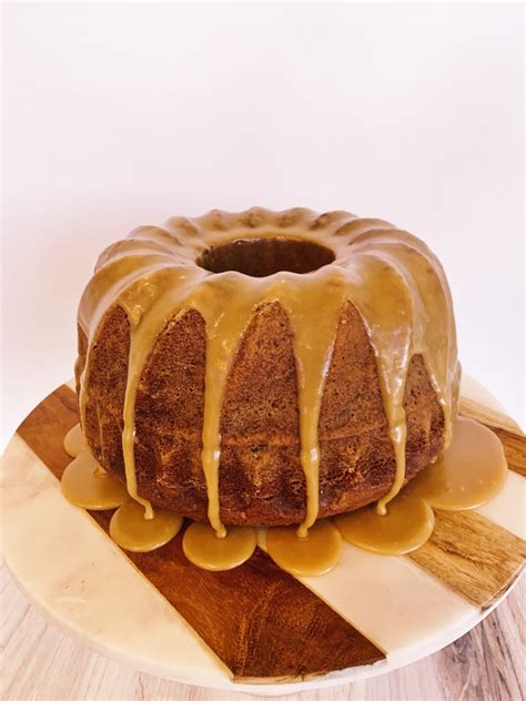 tennessee-jam-bundt-cake-with-caramel-frosting image