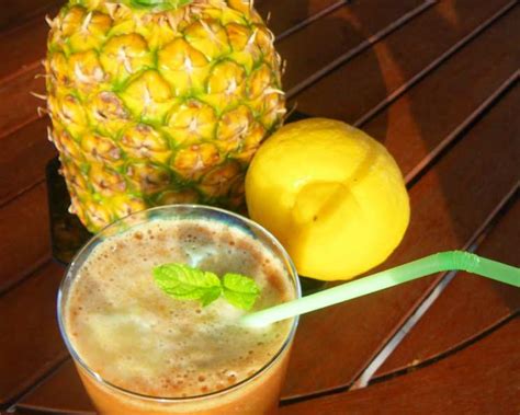 hawaiian-pineapple-iced-tea-recipe-foodcom image