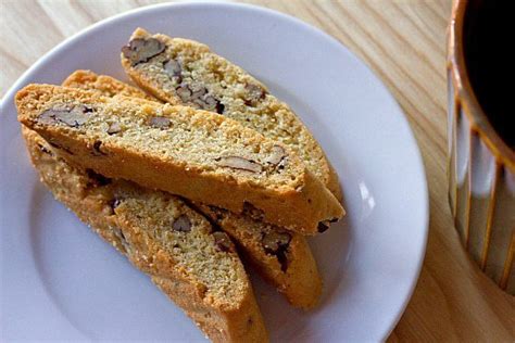 anisette-biscotti-brown-eyed-baker image