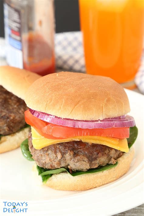 how-to-make-hamburger-patties-moist-juicy-tender image