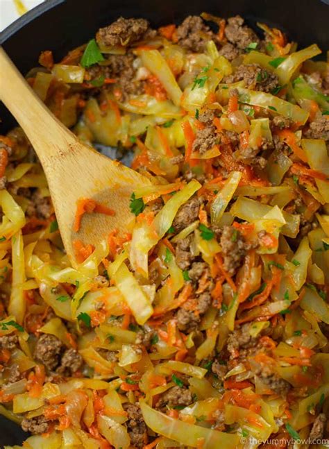 ground-beef-and-cabbage-the-yummy-bowl image