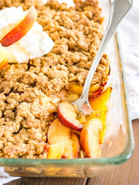 peach-crisp-recipe-with-fresh-peaches-plated-cravings image