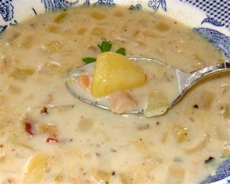 creamy-canadian-clam-chowder-recipe-healthyfoodcom image