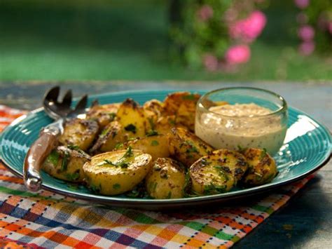 mustard-aioli-grilled-potatoes-with-fine-herbs-food image