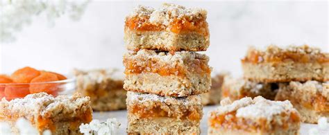 apricot-oatmeal-bars-recipe-quaker-oats image