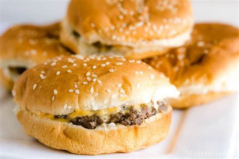 cooking-hamburgers-in-the-oven-baked-with-a-trick image